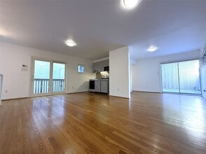 Building Photo - 2721 Kipling St