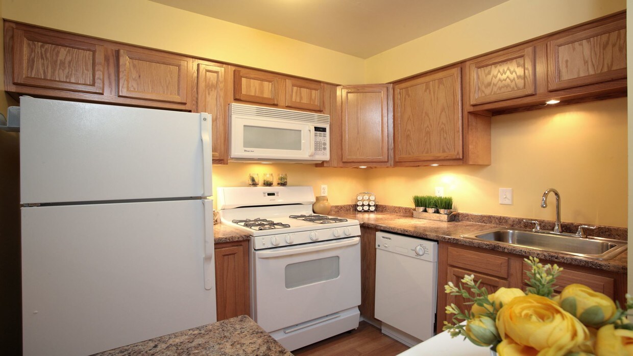 Apple Creek Townhomes Corning, NY