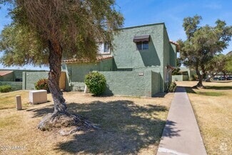 Building Photo - 807 E Cochise Dr