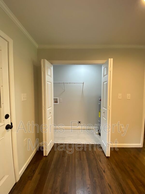 Foto del edificio - 255 Bailey St