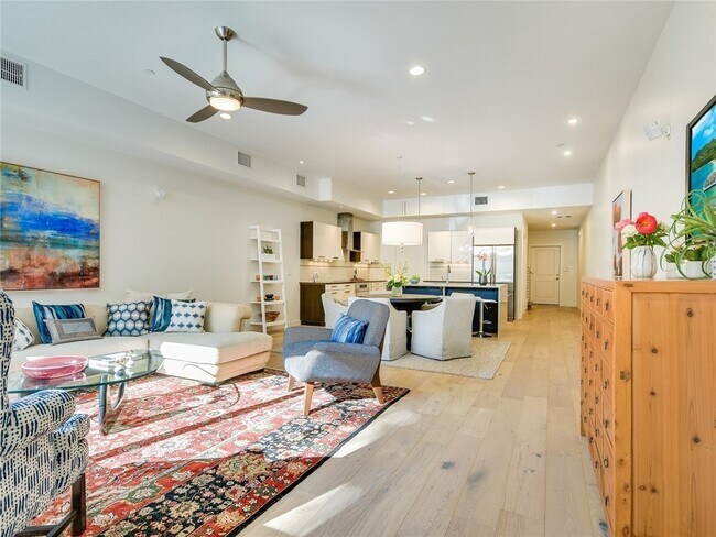 Foto del edificio - 3200 Grandview St