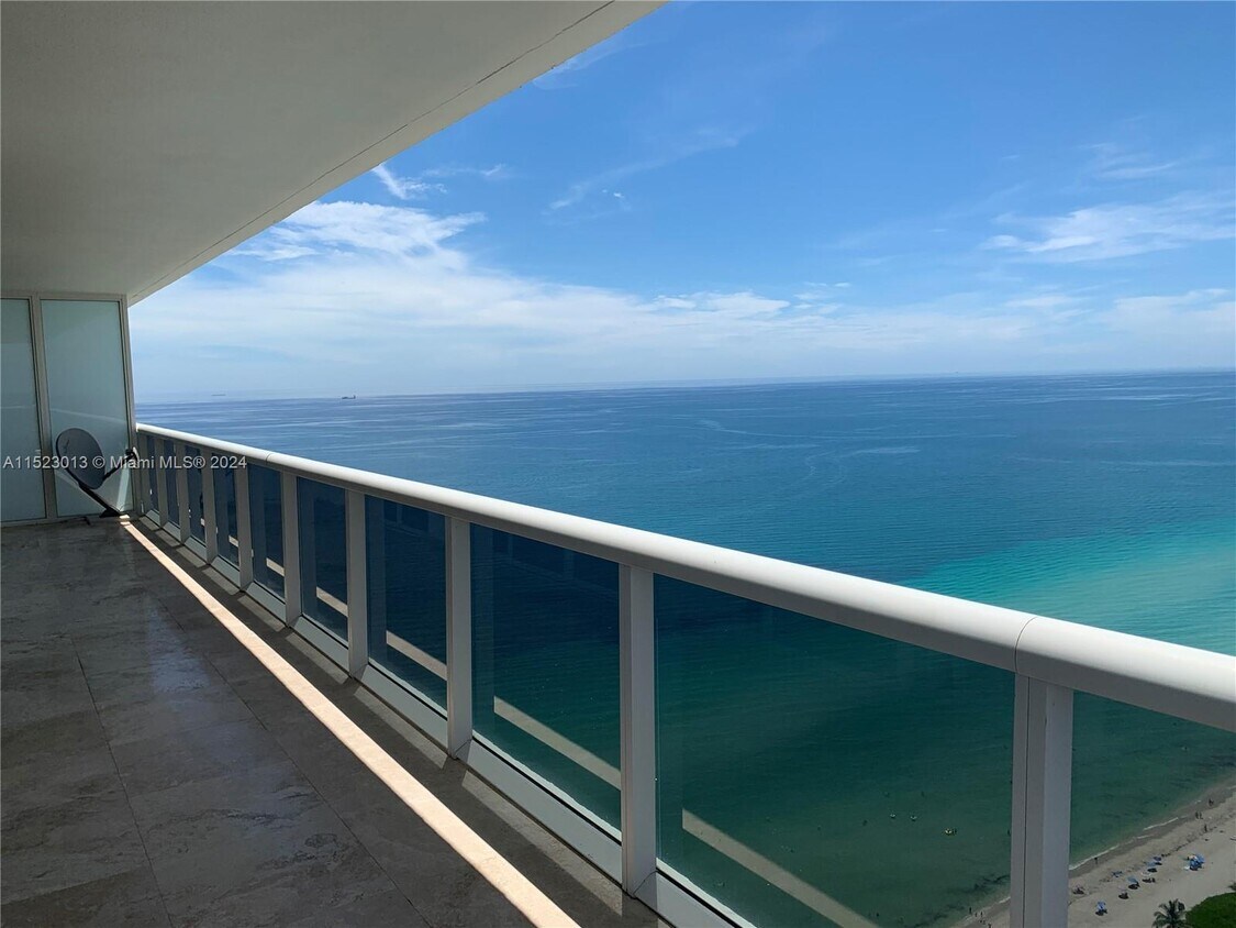 Foto principal - 1830 S Ocean Dr
