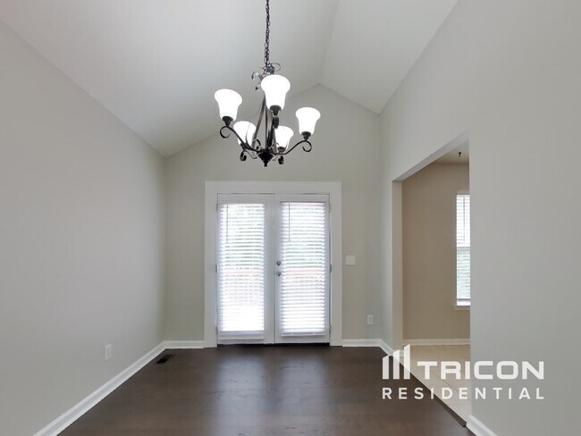 Foto del edificio - 177 Crystal Creek Ln
