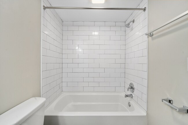 Foto del edificio - 101 N High St