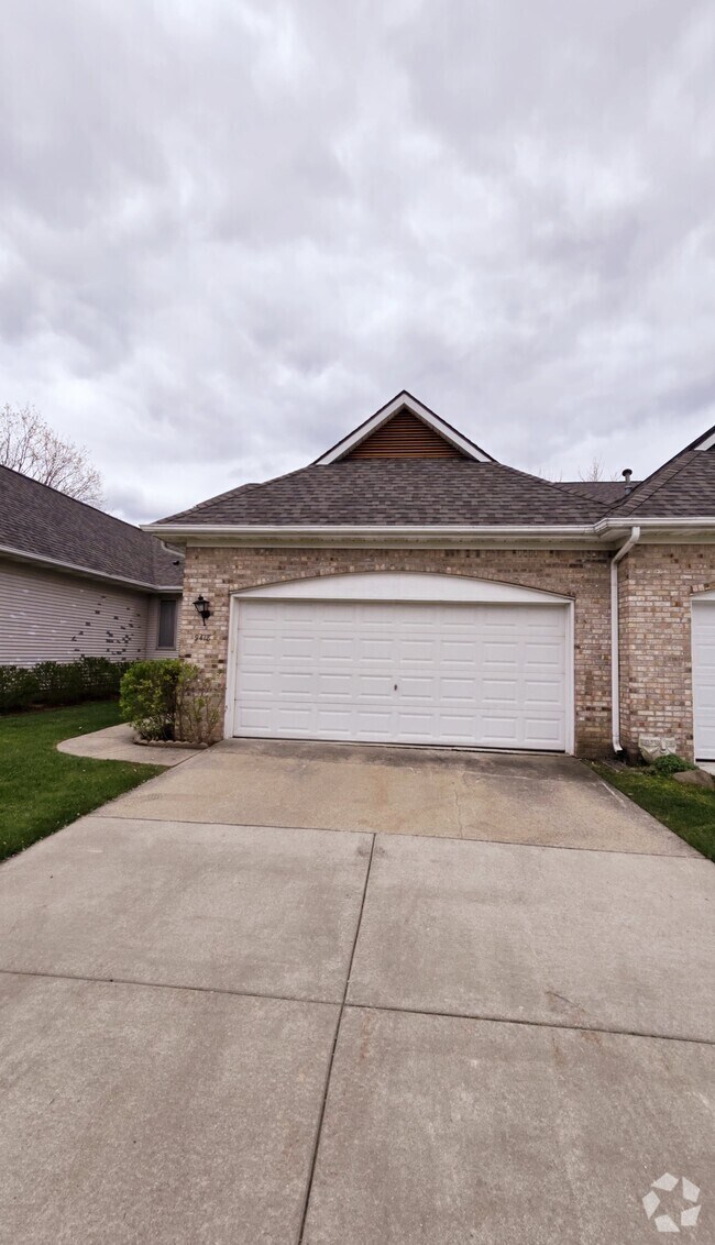 Nature View Condominiums Apartments for Rent Davison, MI 2 Rentals