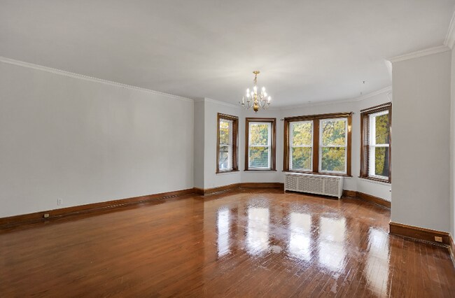 Foto del edificio - 1540 W Elmdale Ave