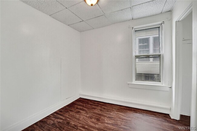 Foto del edificio - 214 Ludington St