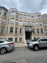 Building Photo - 87 Gordon St
