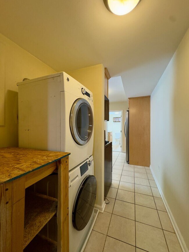 Foto del edificio - Charming 2 Bedroom/2 Bathroom Townhome in Upper Fells Point, MD!