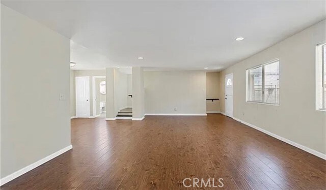 Building Photo - 1656 W 146th St