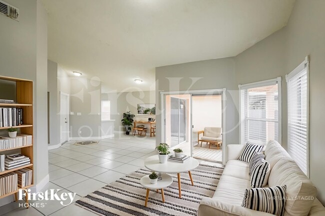 Foto del edificio - 25024 SW 128th Pl