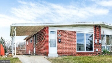Building Photo - 7100 Clearfield St