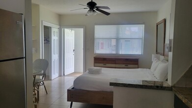 Building Photo - 1601 S Federal Hwy