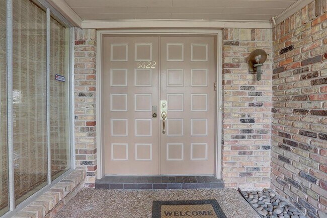 Foto del edificio - 5622 Jackwood St