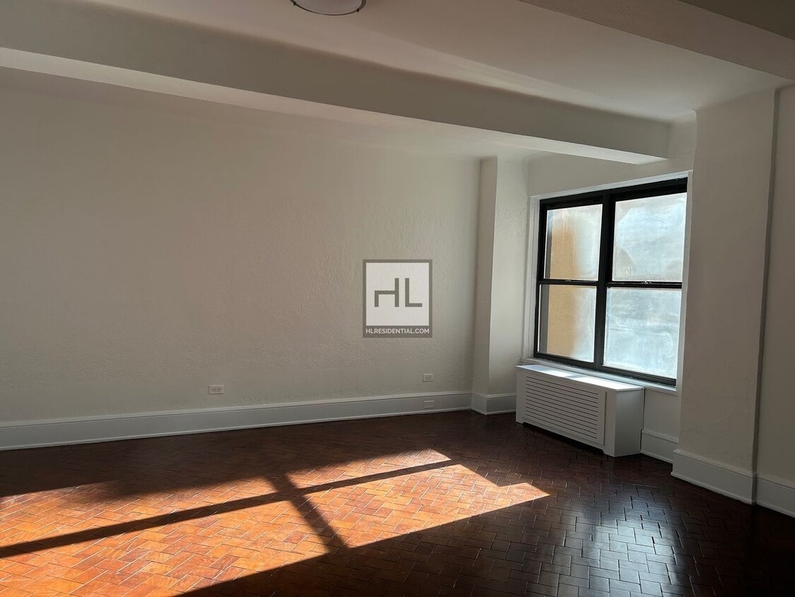 Building Photo - WEST 73 STREET