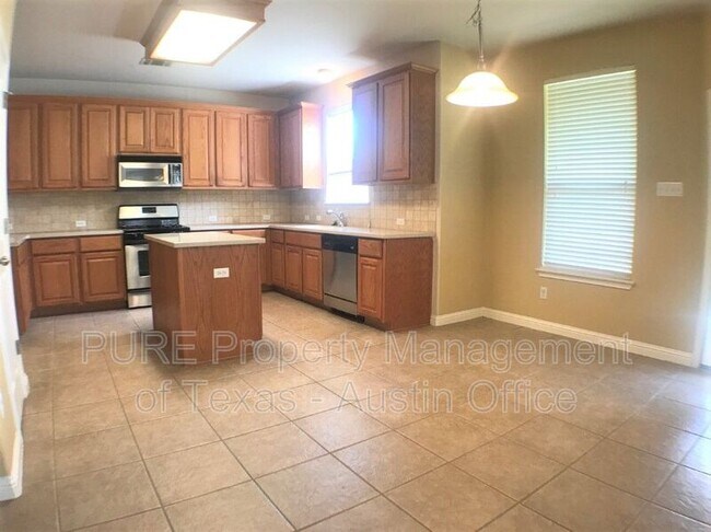 Building Photo - 3709 Fossilwood Way