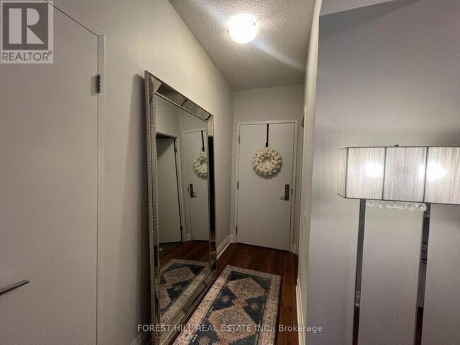 Building Photo - 83 Redpath Ave