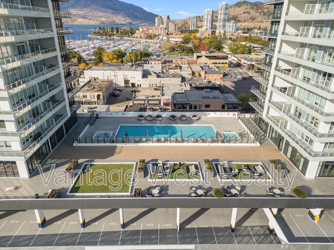 Building Photo - 238 Leon Ave