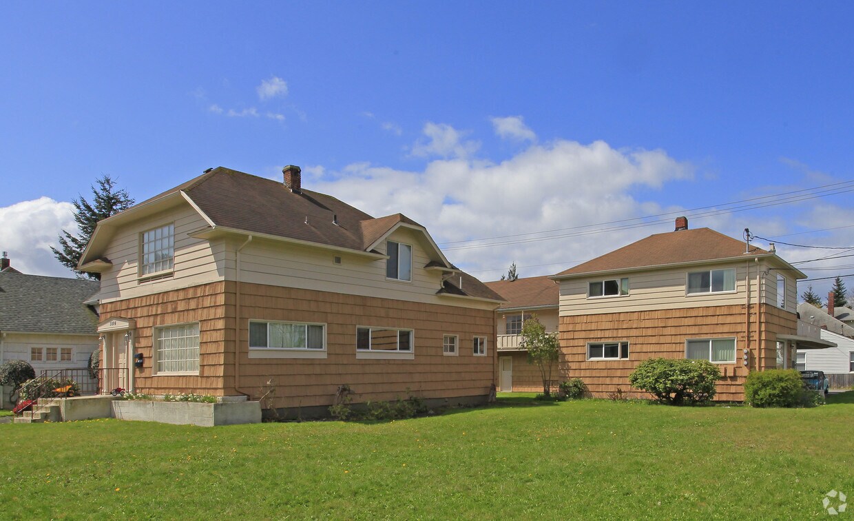 Primary Photo - 1806 Rockefeller Ave