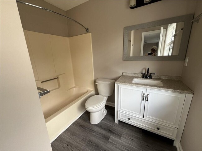 Building Photo - 893 Sandune Dr