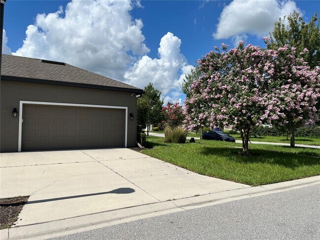 Building Photo - 17575 Brighton Lake Rd