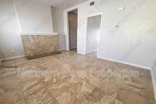 Foto del edificio - 1100 Cedar St