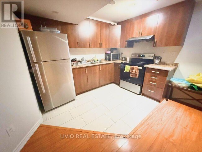 Photo du bâtiment - 55 Peachleaf Crescent