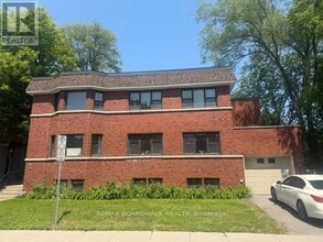 Building Photo - 379 Stewart St