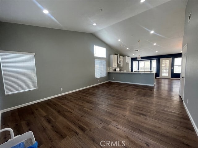 Foto del edificio - 27808 Pebble Ct