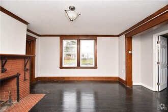 Building Photo - 317 Clay St