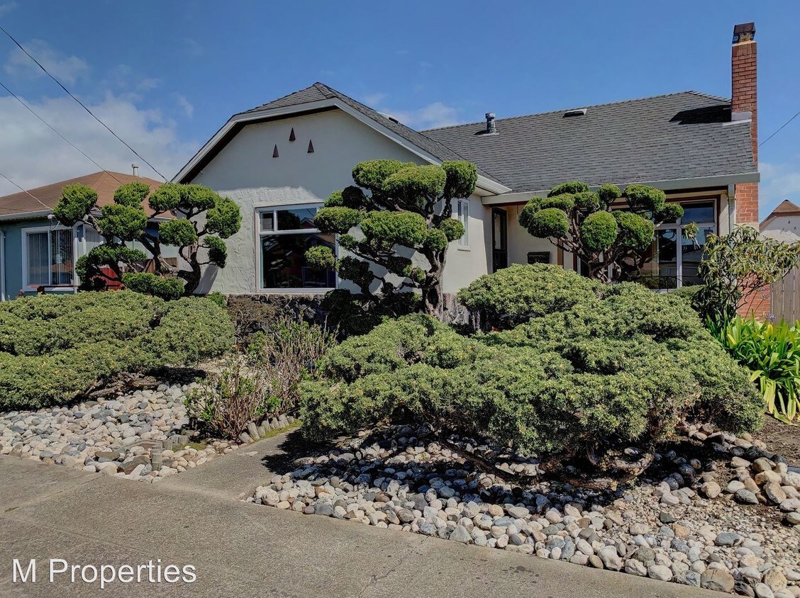 Foto principal - 3 br, 1 bath House - 107 Sycamore Avenue