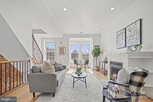 Foto del edificio - 21 Q St NW