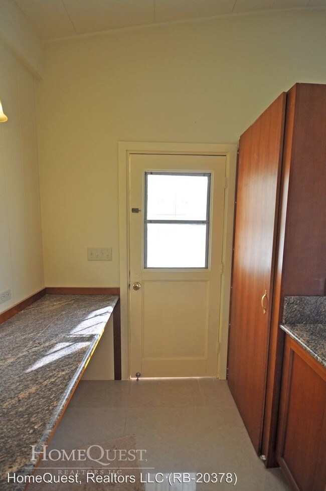 Building Photo - 3 br, 2 bath House - 676 Iana Street
