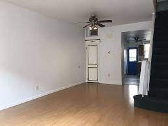 Foto del edificio - 2631 S Watts St.