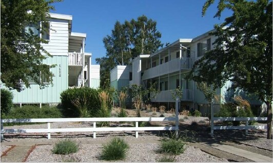Primary Photo - 1110-1122 10th Ave