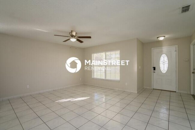 Foto del edificio - 4 Bedroom Pet-Friendly Home in DAVENPORT, FL with Main Street Renewal