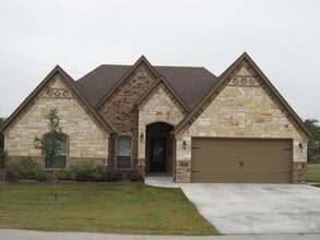 Building Photo - 101 Sandstone Ln