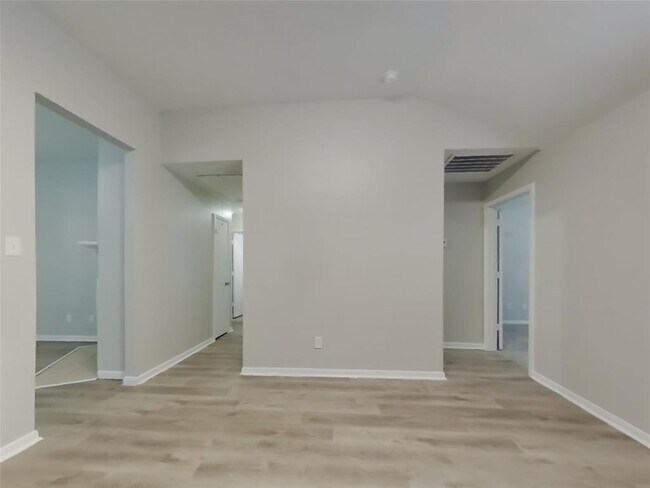 Foto del edificio - 15931 Imperial Forest Ln