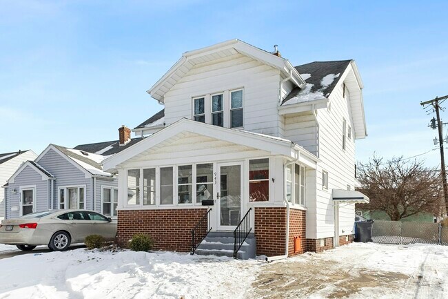 Foto del edificio - 943 Cloverdale Rd