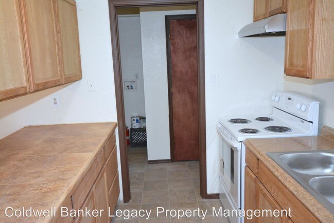 Building Photo - 505 Dorado Pl SE