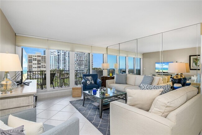 Foto del edificio - 4005 Gulf Shore Blvd N