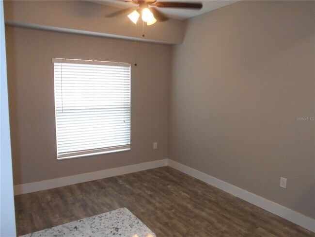 Foto del edificio - 700 Seabrook Ct