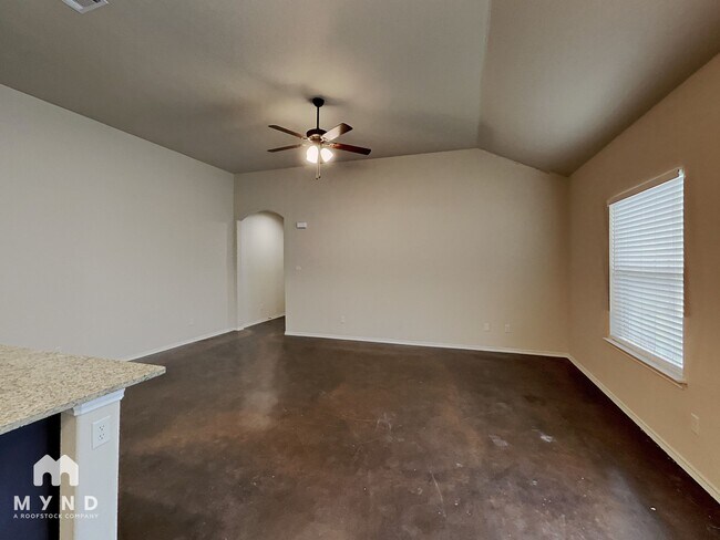Building Photo - 228 Kaspar Way
