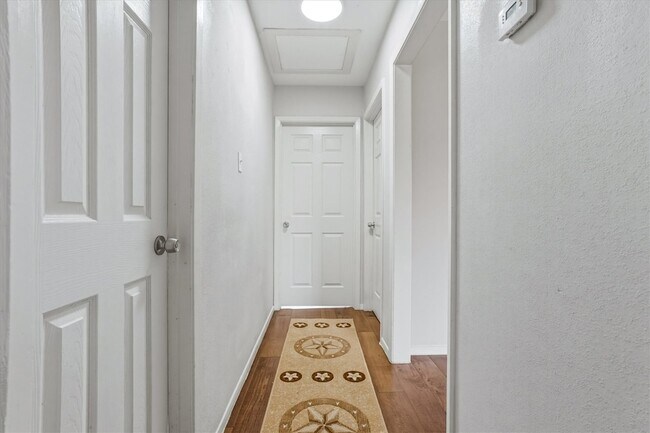 Foto del edificio - 5734 Arthington Ave