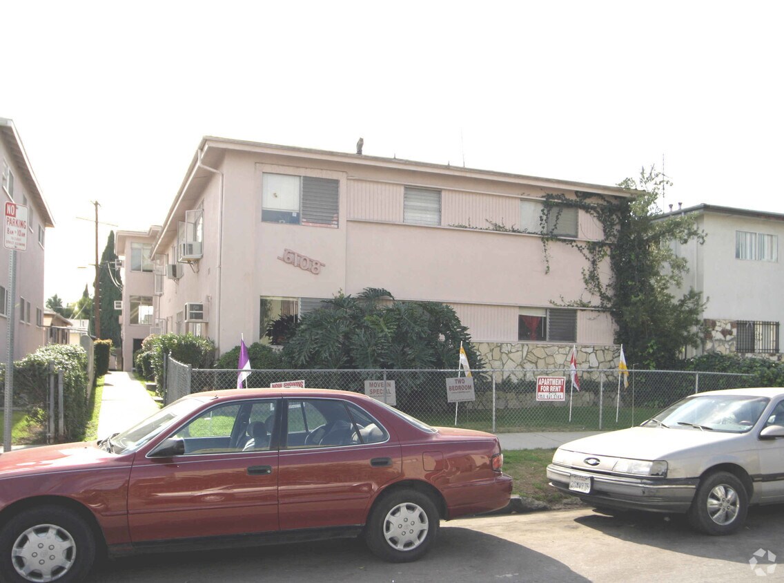 Foto del edificio - 6108 Romaine St