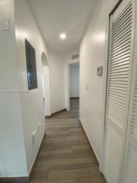 Foto del edificio - 935 NE 34th Ave