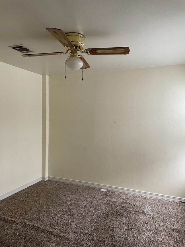 Building Photo - 2 br, 1.5 bath House - 263 Settlers Park