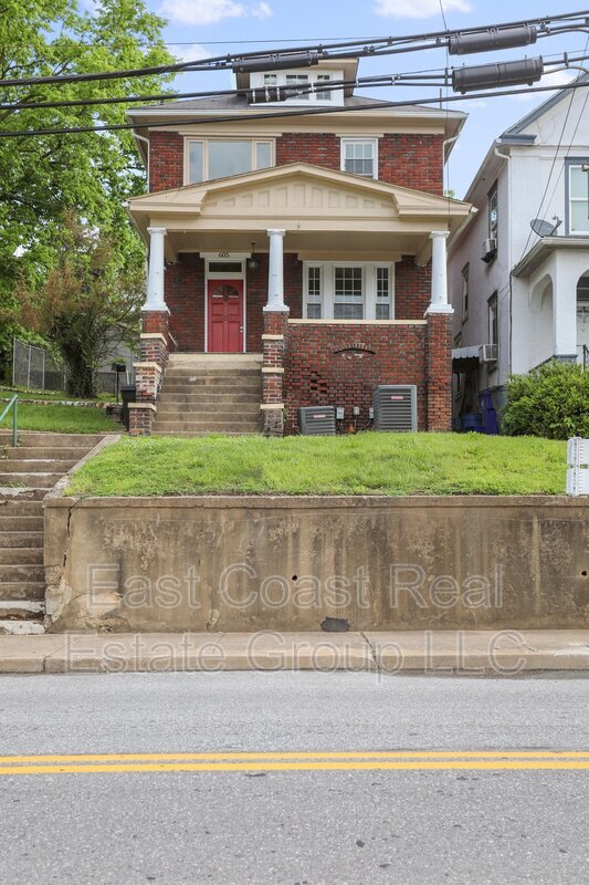 Foto principal - 605 W Potomac St