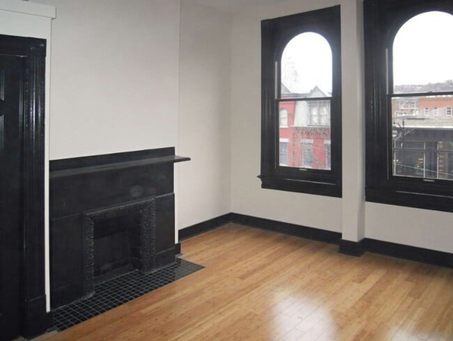 Photo - 2012 E Carson St Apartment