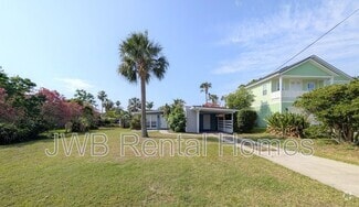 Building Photo - 802 8th Ave N
